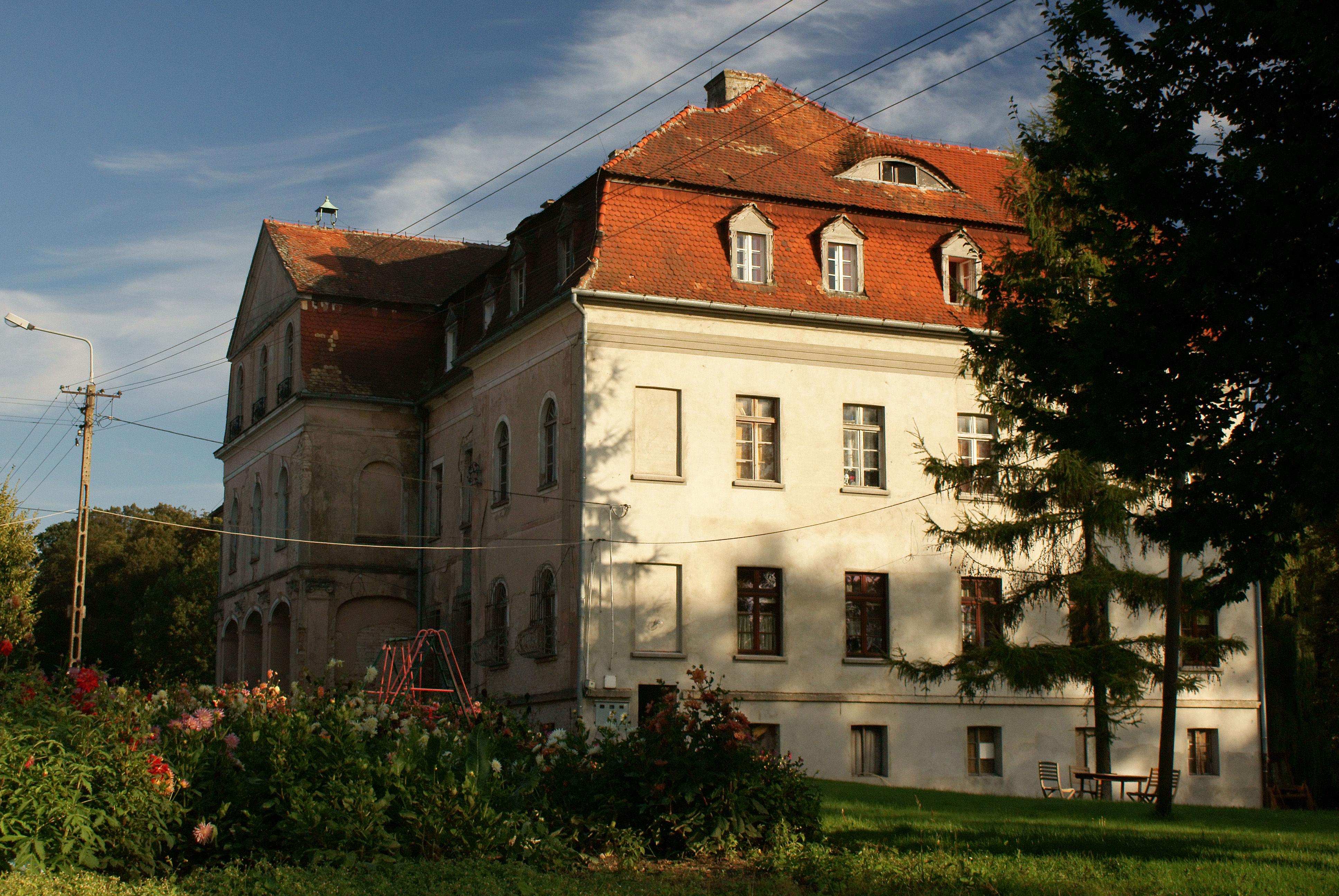 Pałac w Jerzmanowej